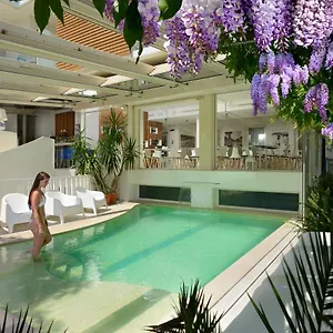 Hotel Romagna ***